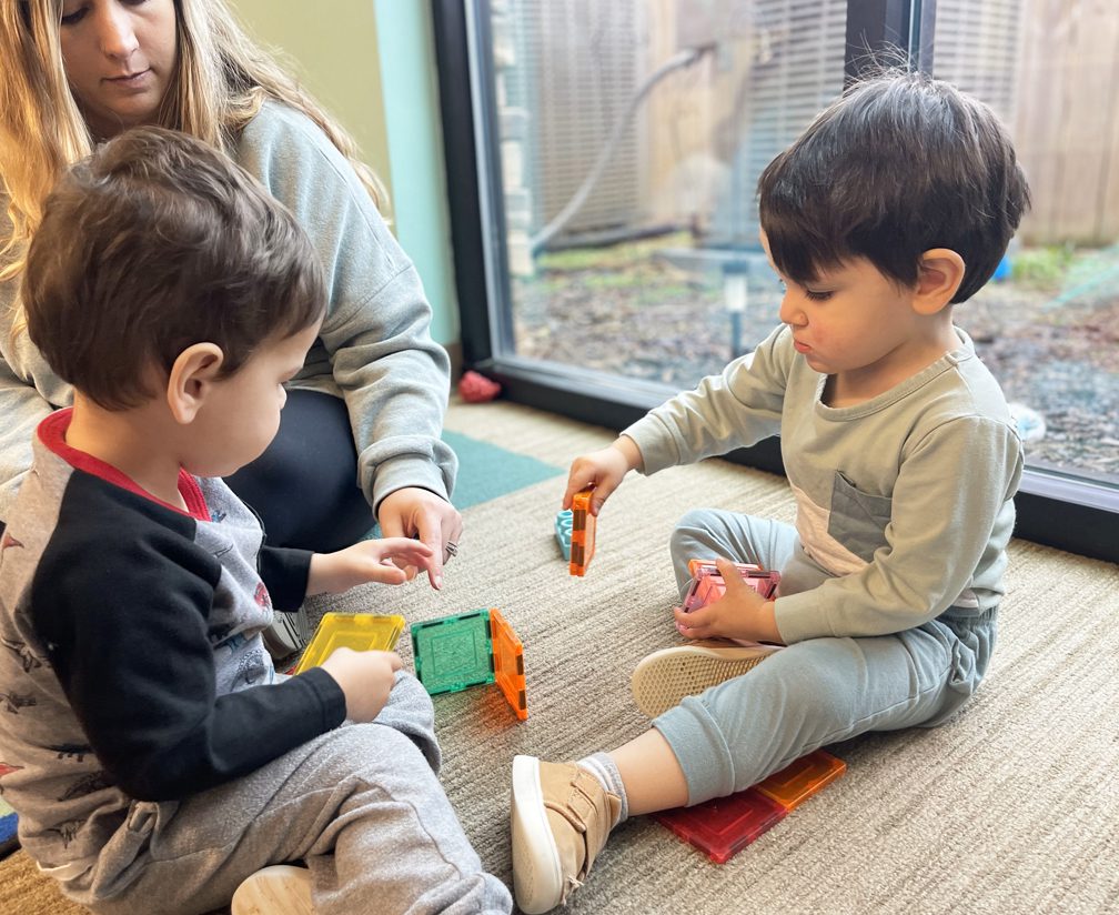 Creative-Kids-Family-Lake-Wylie-two-year-olds-playing-with-blocks